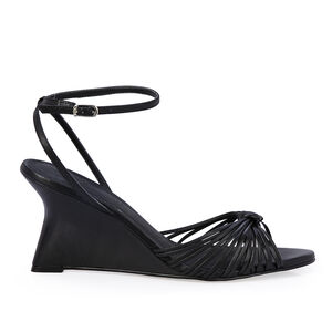 SAND&Aacute;LIA ANABELA COURO PRETA