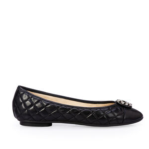 SAPATILHA CATHERINE MODERNIT&Aacute; PRETA COURO MATELASS&Ecirc;