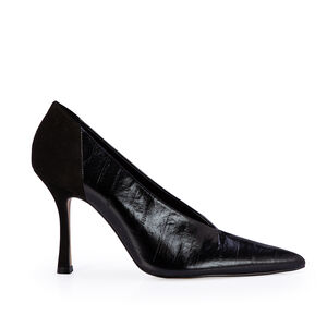 SCARPIN PRETO SALTO ALTO DE COURO