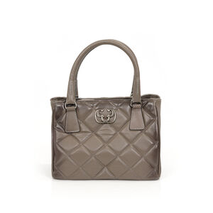 BOLSA TOTE DE COURO CINZA PETRA MATELASS&Ecirc;