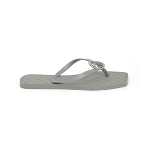 CHINELO DE DEDO BICO QUADRADO CINZA PETRA MONOGRAMA