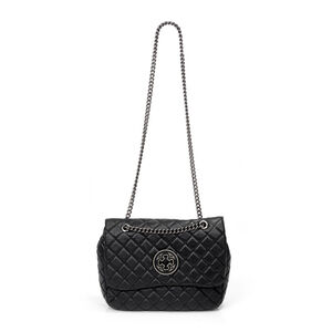BOLSA OLÍVIA SHOULDER BAG PRETA DE COURO MATELASSÊ