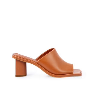 MULE CARAMELO SALTO BAIXO DE COURO