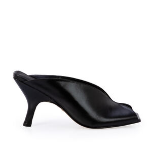 MULE SALTO MÉDIO COURO PRETA