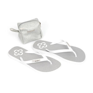 KIT CHINELO E PORTA MOEDAS BRANCO E PRATA