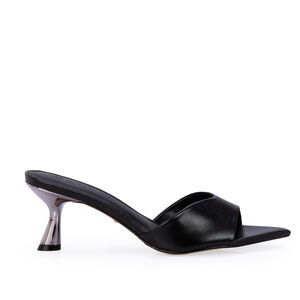 MULE SALTO M&Eacute;DIO PRETA DE COURO