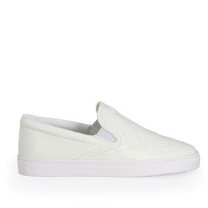 T&Ecirc;NIS SLIP ON BRANCO DE COURO MATELASS&Ecirc;