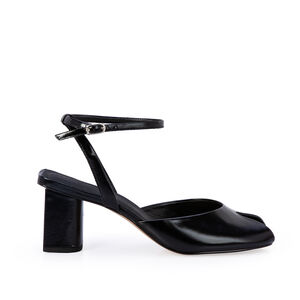 SAND&Aacute;LIA SALTO M&Eacute;DIO COURO PRETA