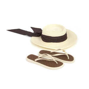 KIT CHINELO MARROM MONOGRAMA E CHAPÉU