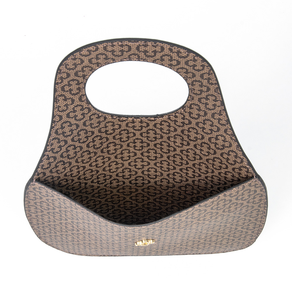 PORTA LIXO PARA CARRO BEGE MONOGRAMA image number 3