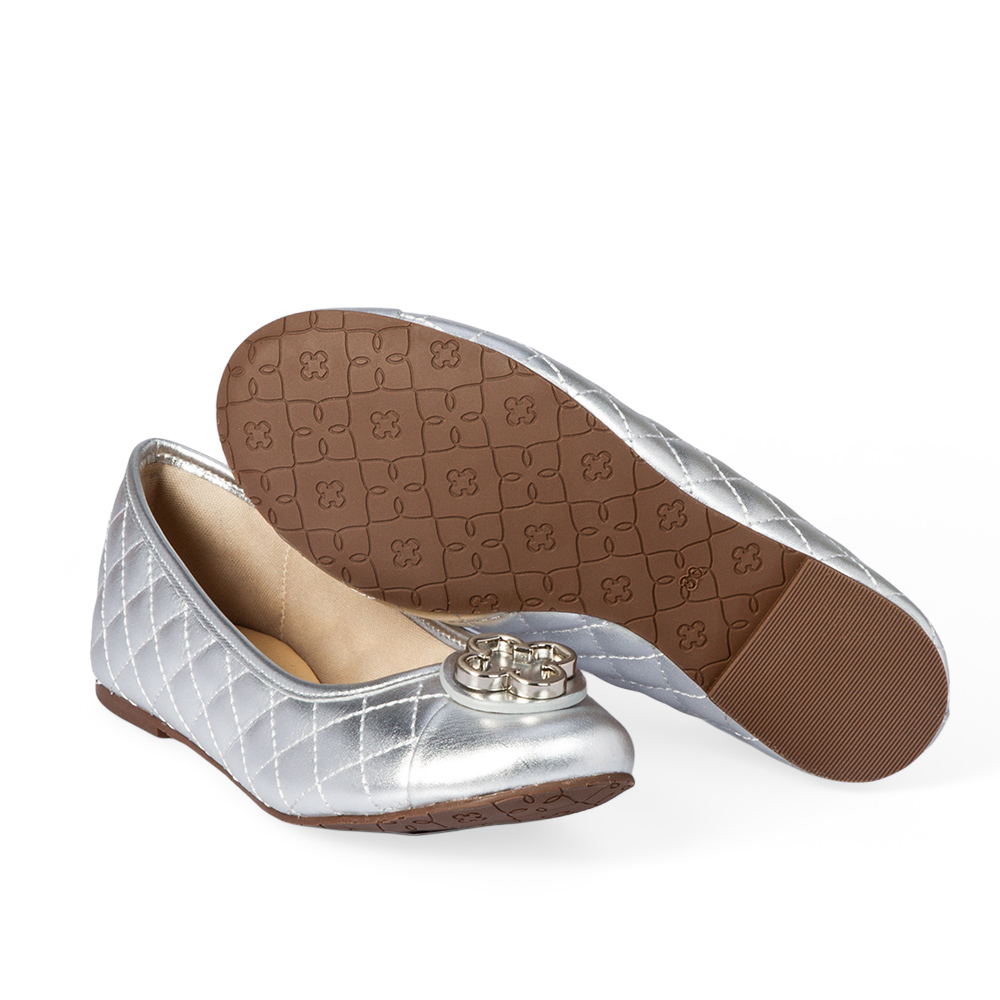 SAPATILHA INFANTIL PRATEADA DE COURO MATELASS&Ecirc; image number 3