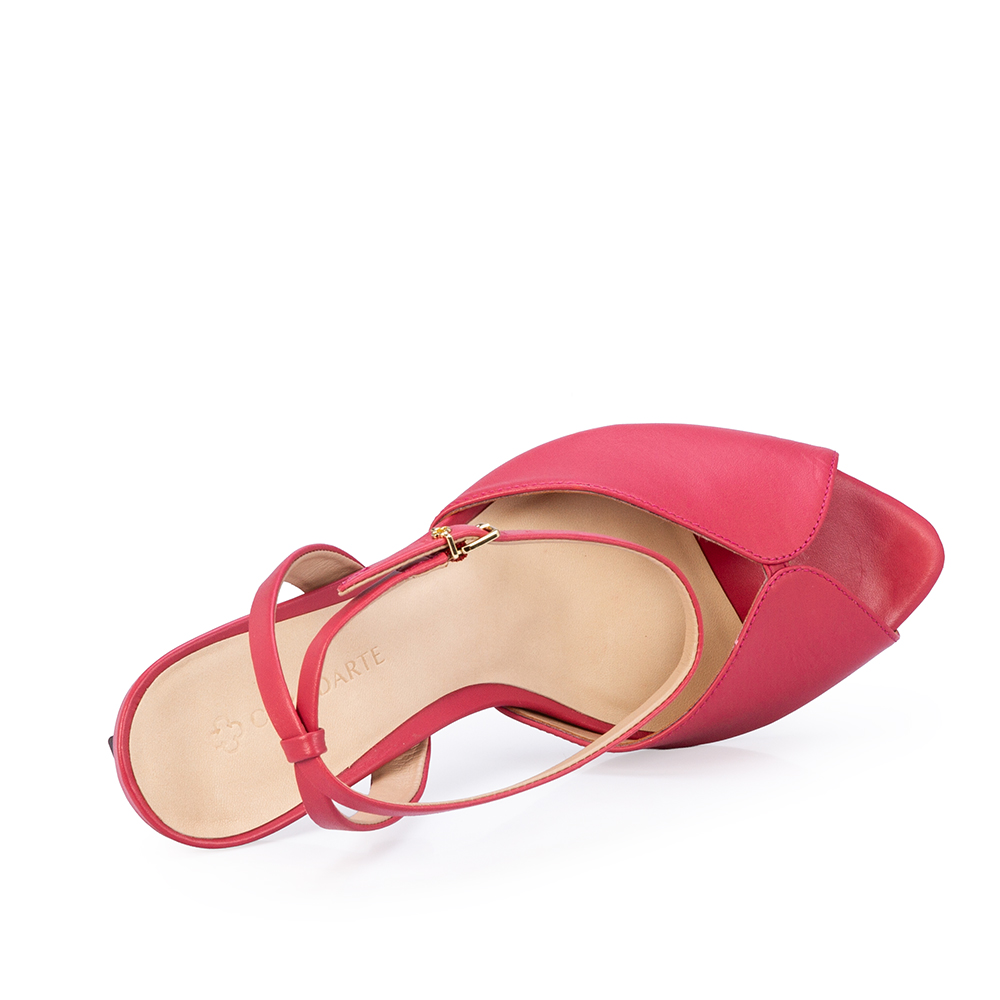 SAND&Aacute;LIA ROSA MAGN&Oacute;LIA SALTO BAIXO DE COURO image number 4