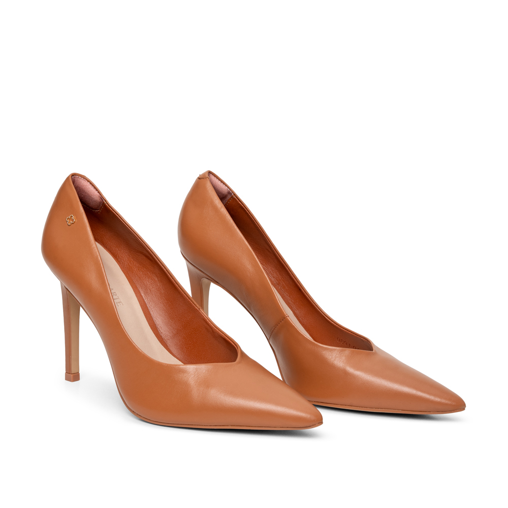 SCARPIN SALTO ALTO CARAMELO CAMEL DE COURO image number 1