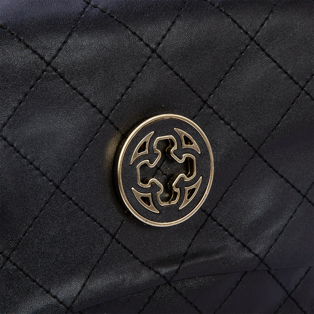 BOLSA M&Eacute;DIA PRETA DE COURO MATELASS&Ecirc; SHOULDER BAG image number 3