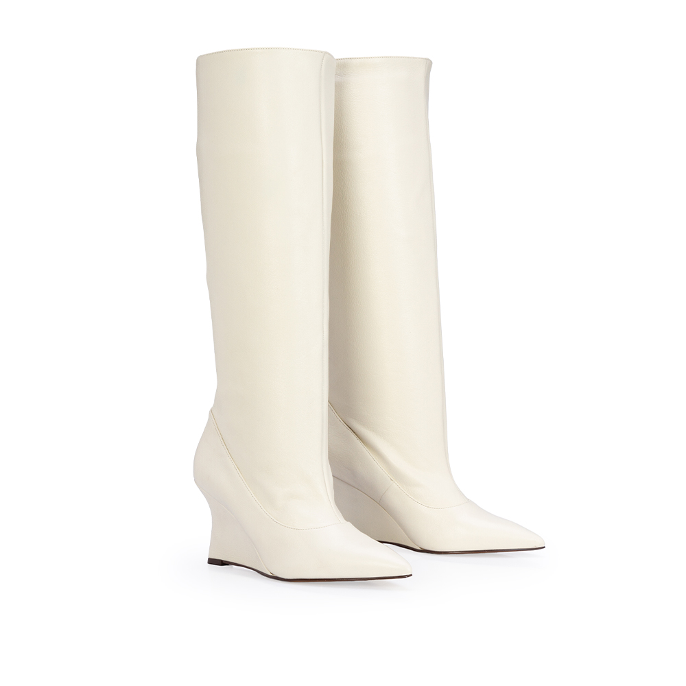 BOTA BRANCA DUNA DE COURO CANO LONGO SLOUCH image number 3