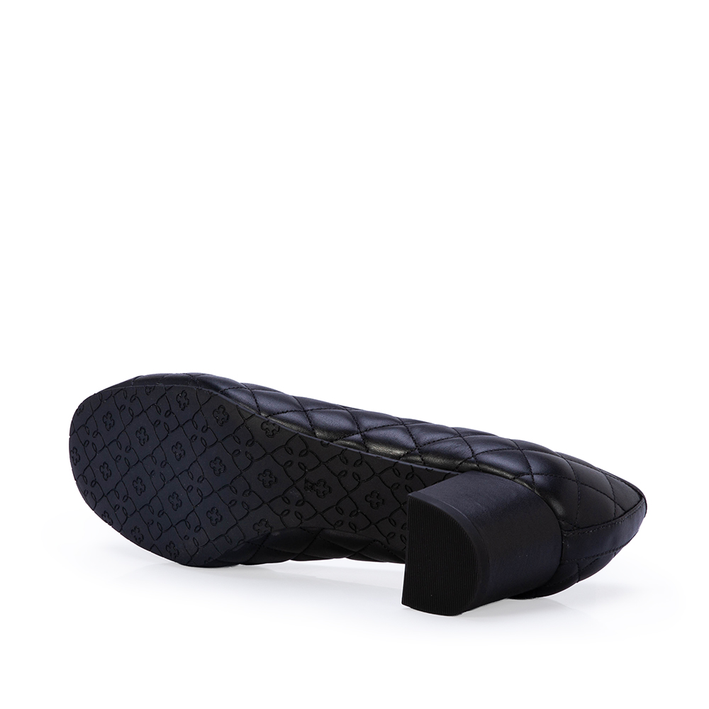 SCARPIN SALTO BAIXO PRETO DE COURO MATELASS&Ecirc; image number 3