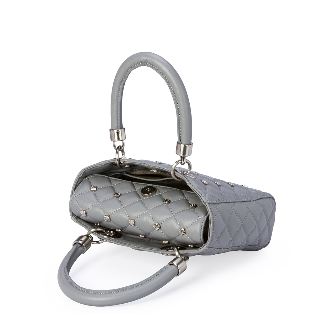 BOLSA CINZA CARBONO DE COURO MATELASS&Ecirc; TOTE image number 4