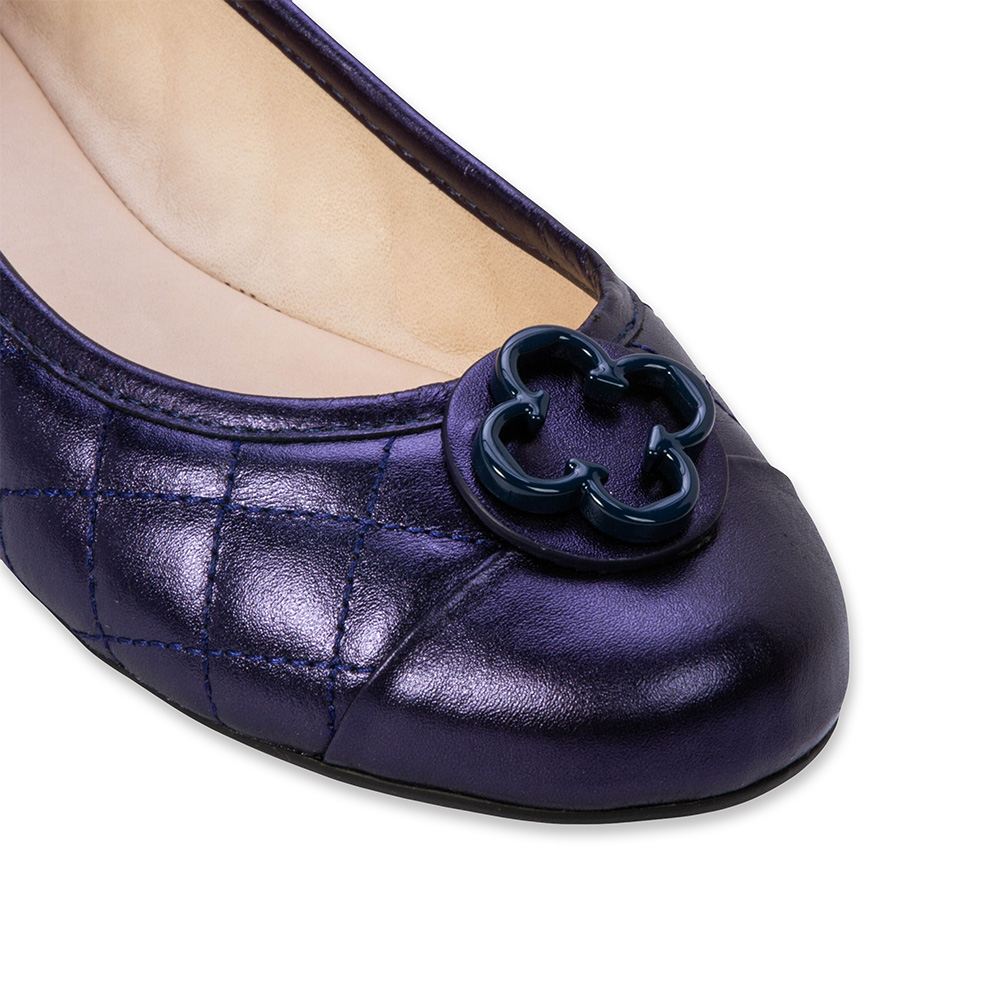 SAPATILHA CATHERINE DE COURO MARINHO AZZURRO MATELASSÊ image number 2