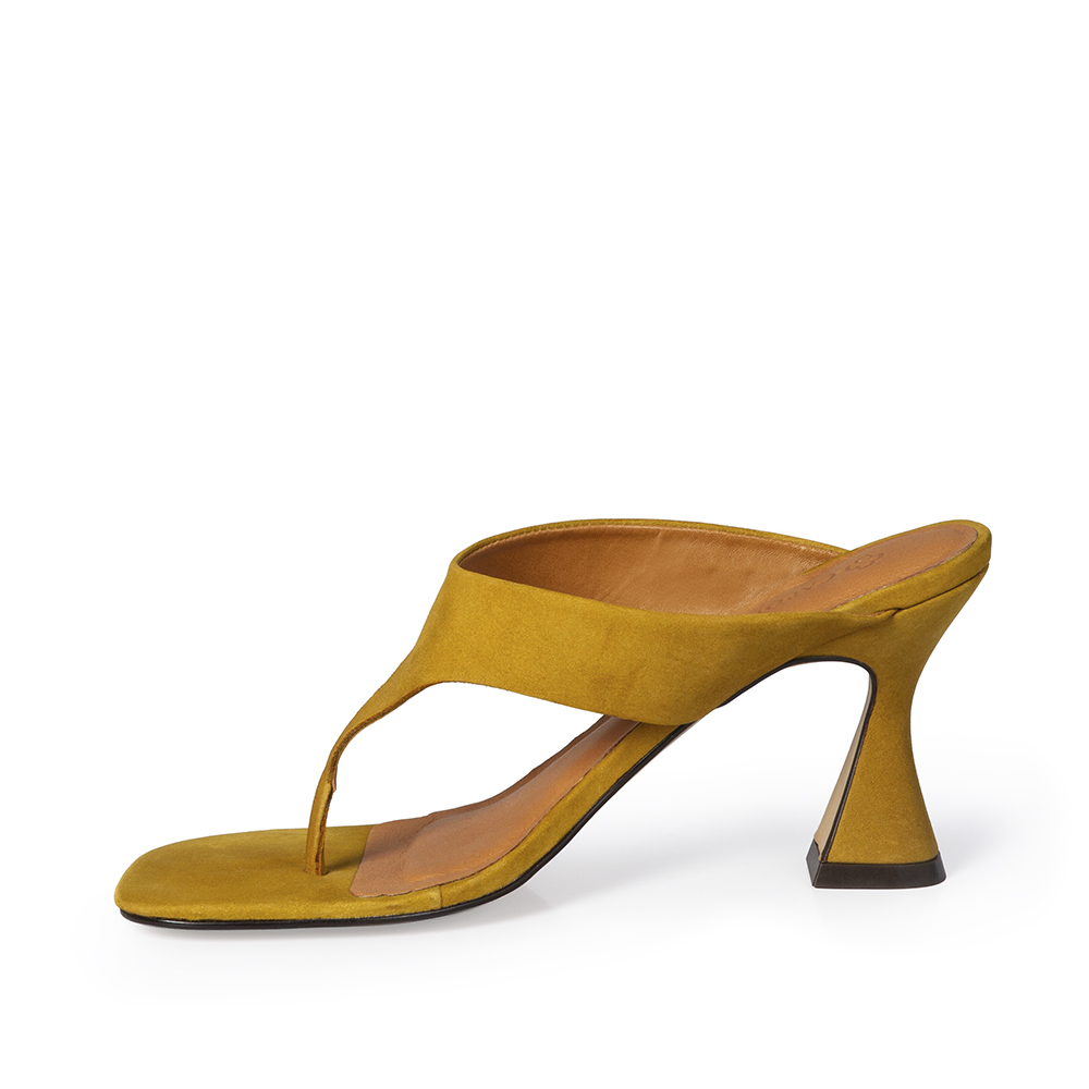 MULE DE COURO SALTO ALTO AMARELO image number 2