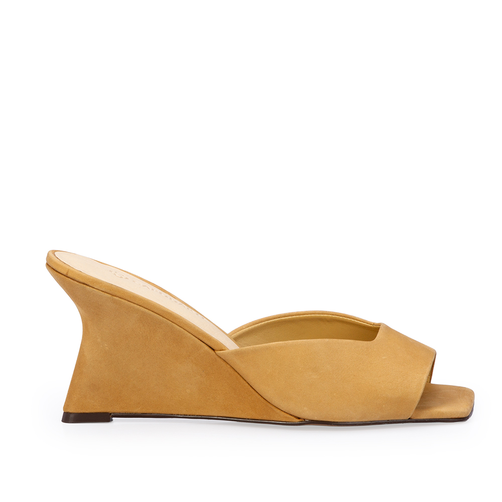 MULE SALTO ANABELA BEGE SAVANA COURO NOBUCK image number 0