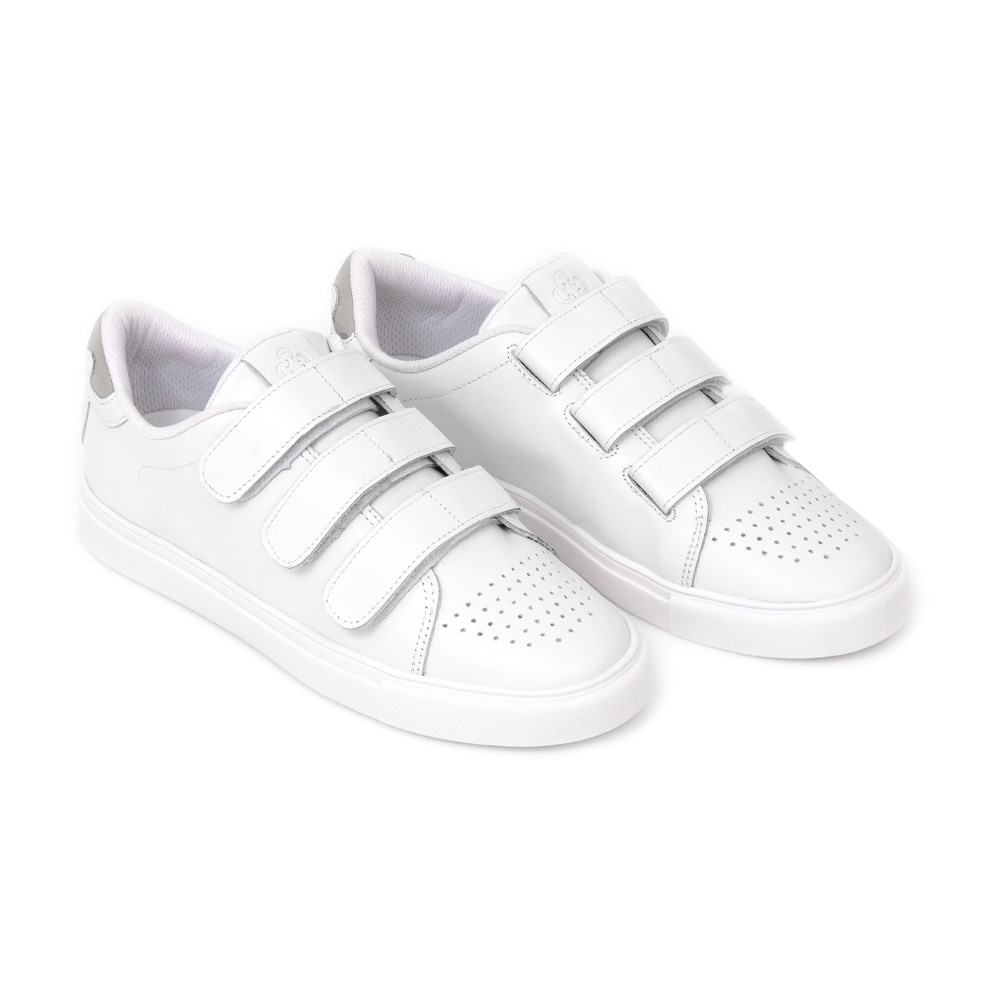 TÊNIS BRANCO DE COURO FECHO VELCRO image number 1