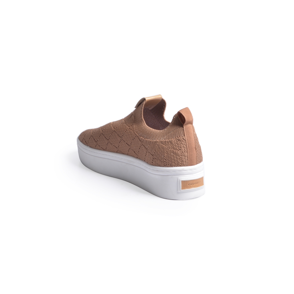TÊNIS FEMININO SLIP ON KNIT MATELASSÊ BEGE image number 3