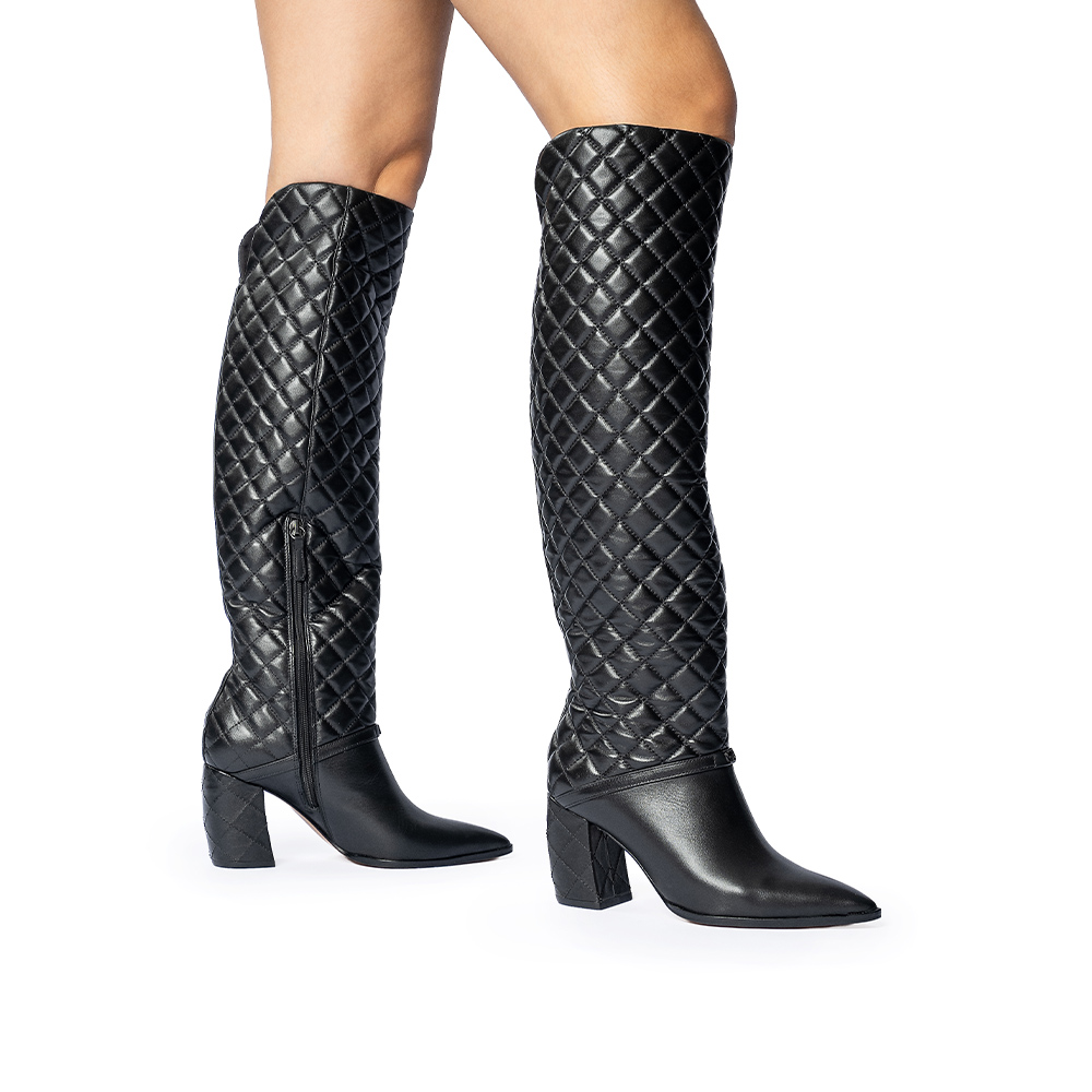 BOTA CANO LONGO PRETA DE COURO MATELASS&Ecirc; image number 1