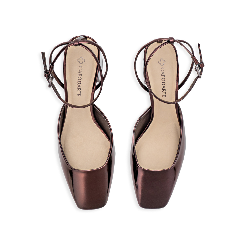 SCARPIN SALTO M&Eacute;DIO MARROM DE COURO image number 4