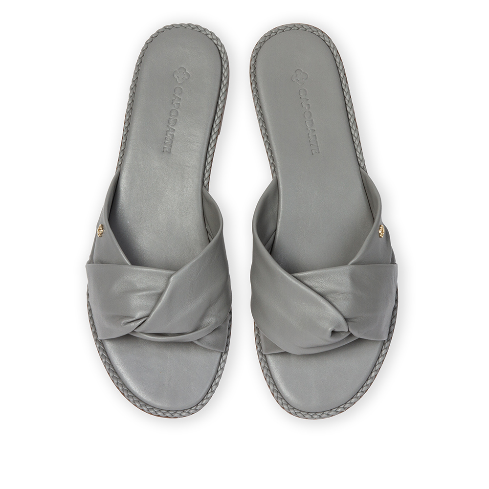 CHINELO RASTEIRO CINZA CARBONO DE COURO image number 4