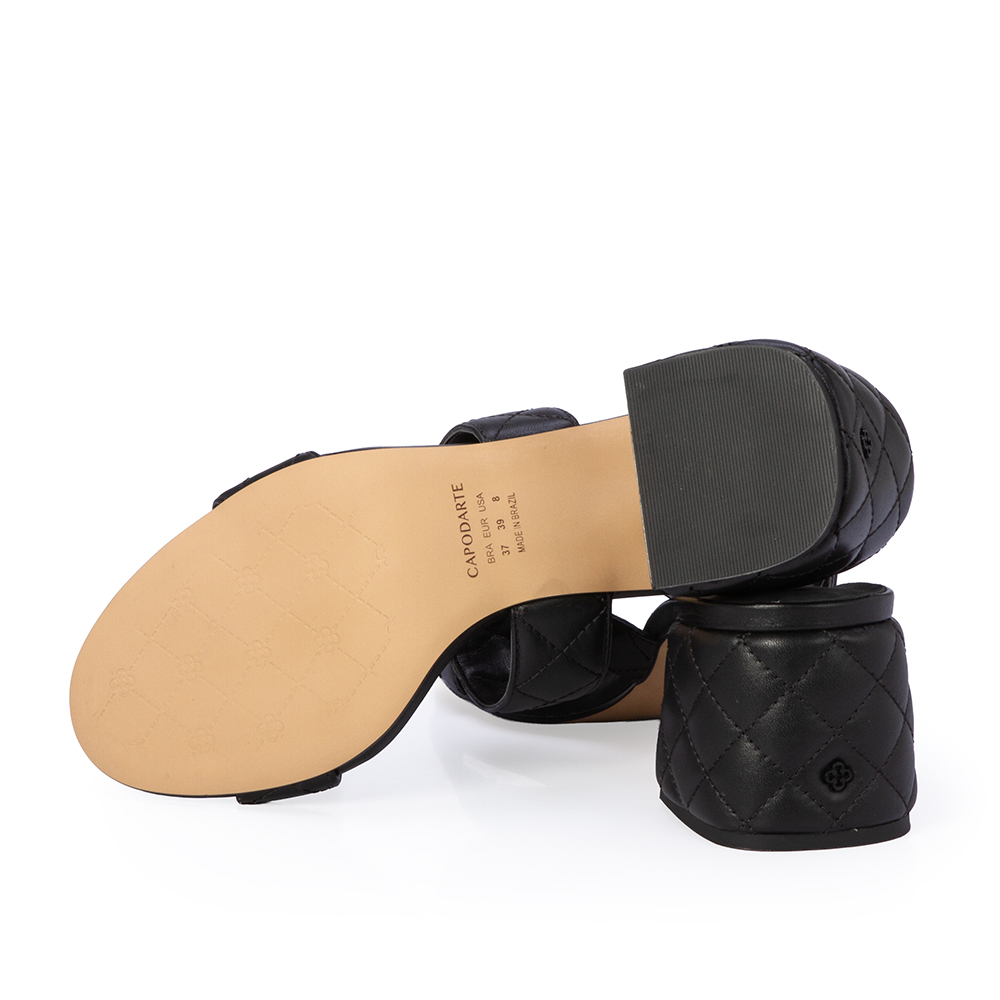 MULE PRETA DE COURO MATELASS&Ecirc; image number 3