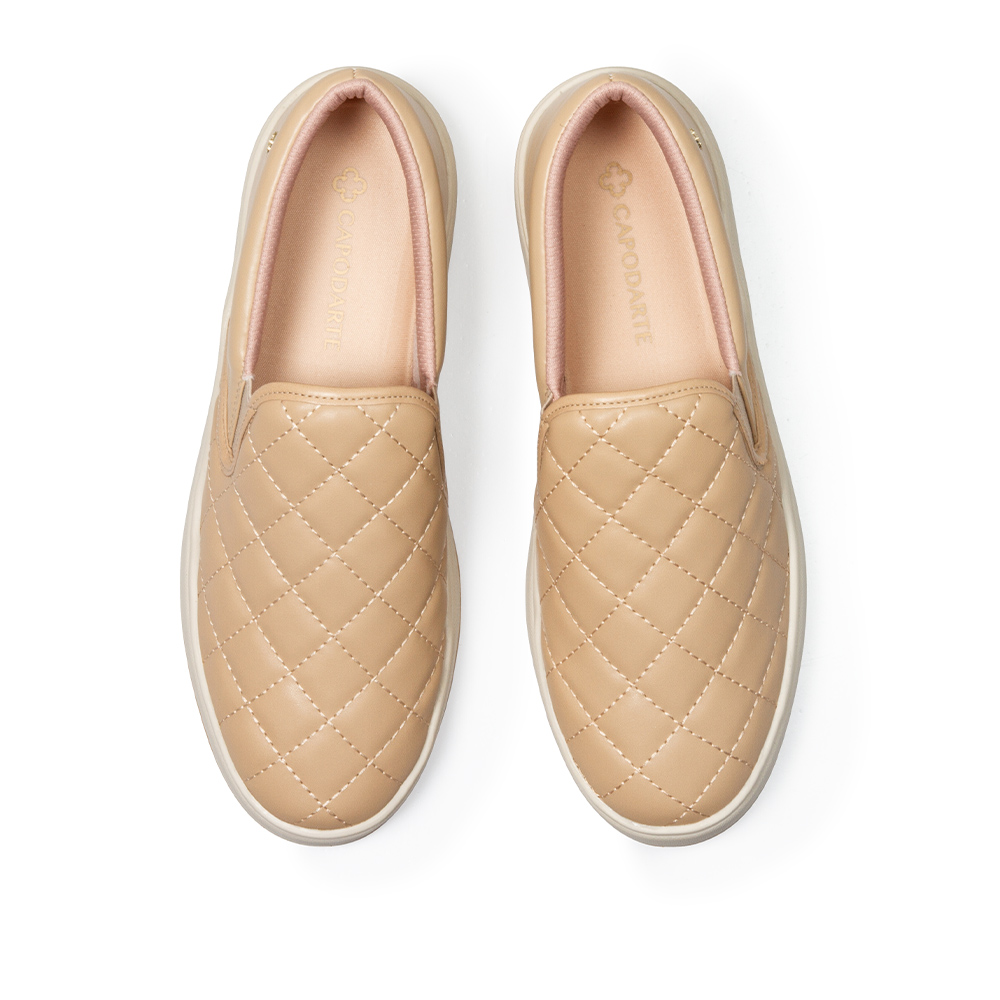 TÊNIS FEMININO SLIP ON NUDE SEDA MATELASSÊ image number 4