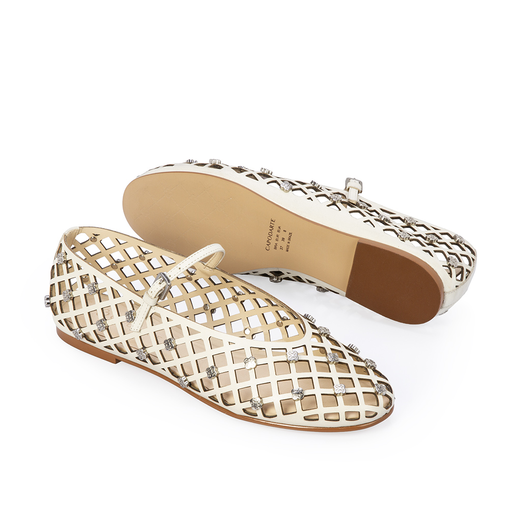 SAPATILHA BRANCA COURO VAZADO TIRA FIVELA image number 3