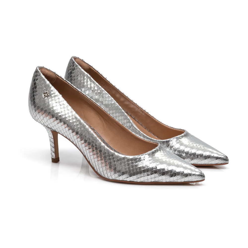 SCARPIN SALTO FINO DE COURO PRATA PITONE image number 1