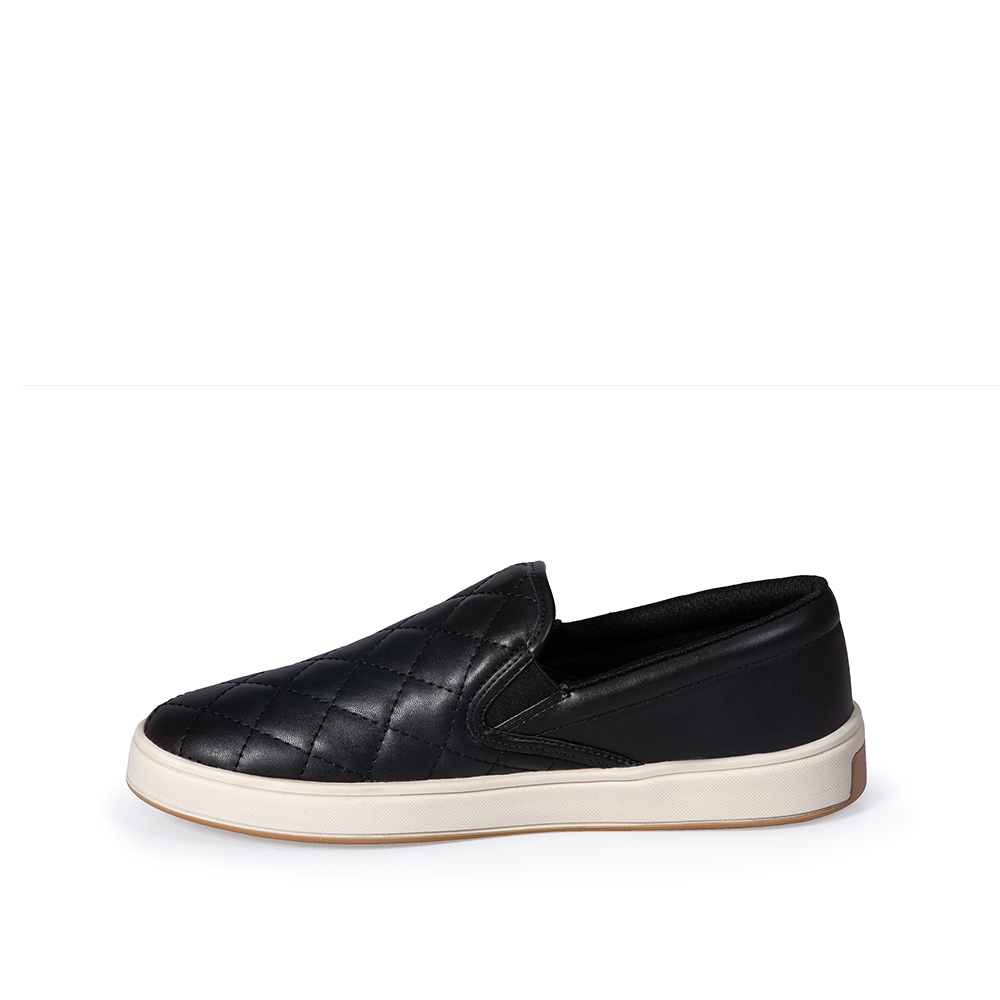 T&Ecirc;NIS FEMININO SLIP ON PRETO MATELASS&Ecirc; image number 2