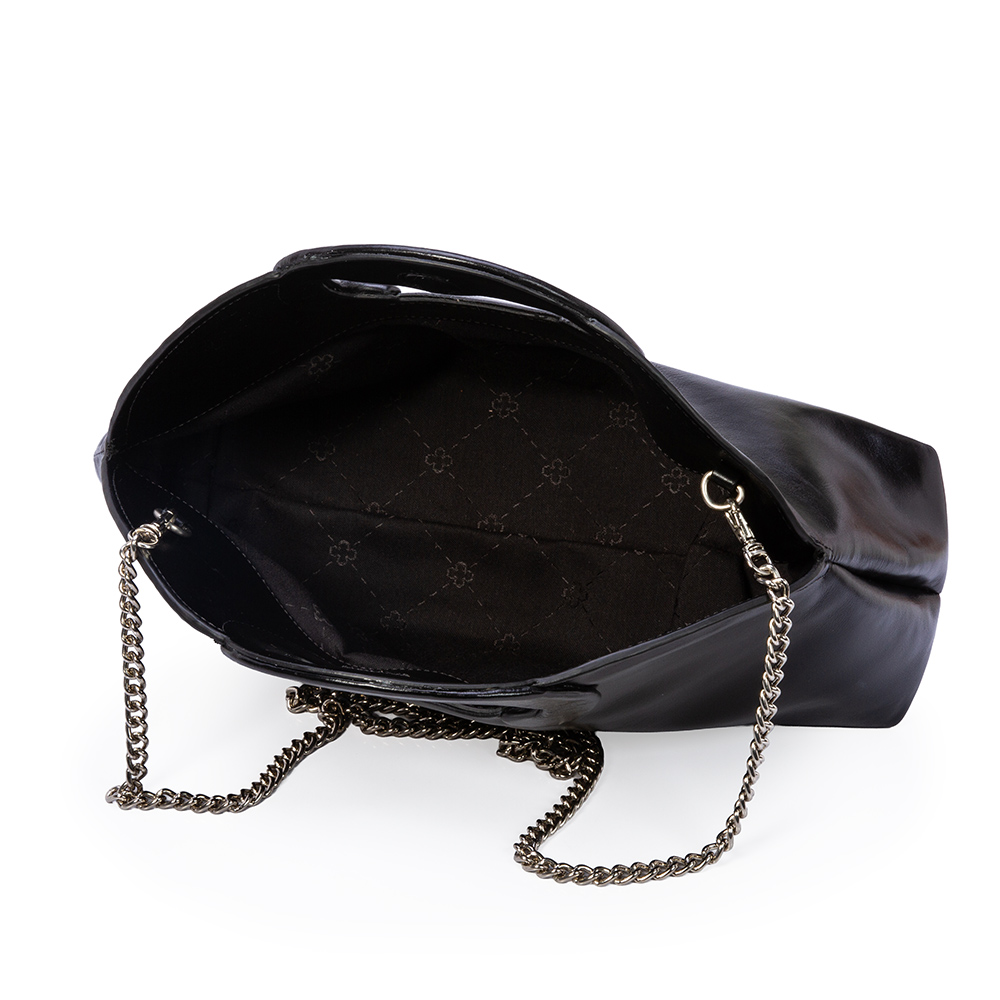 BOLSA CLUTCH PRETA DE COURO COM AL&Ccedil;A CORRENTE image number 4