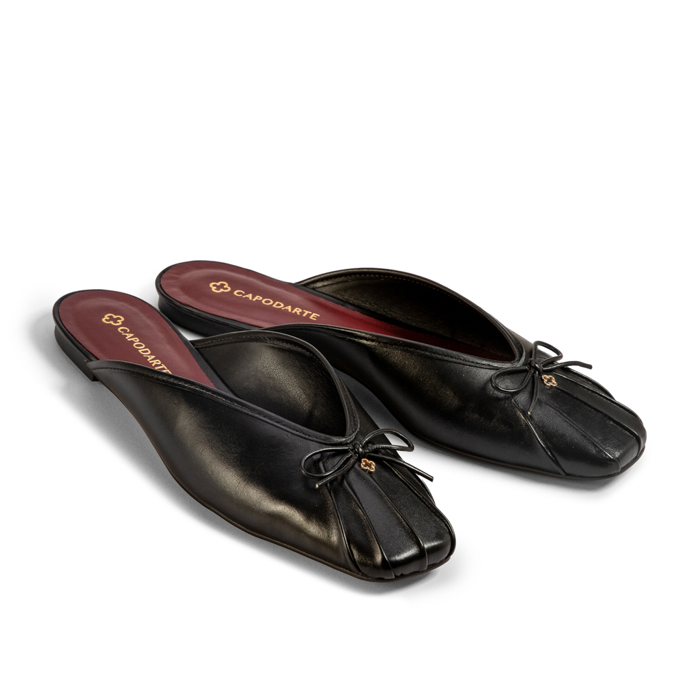 MULE PRETA DE COURO image number 1