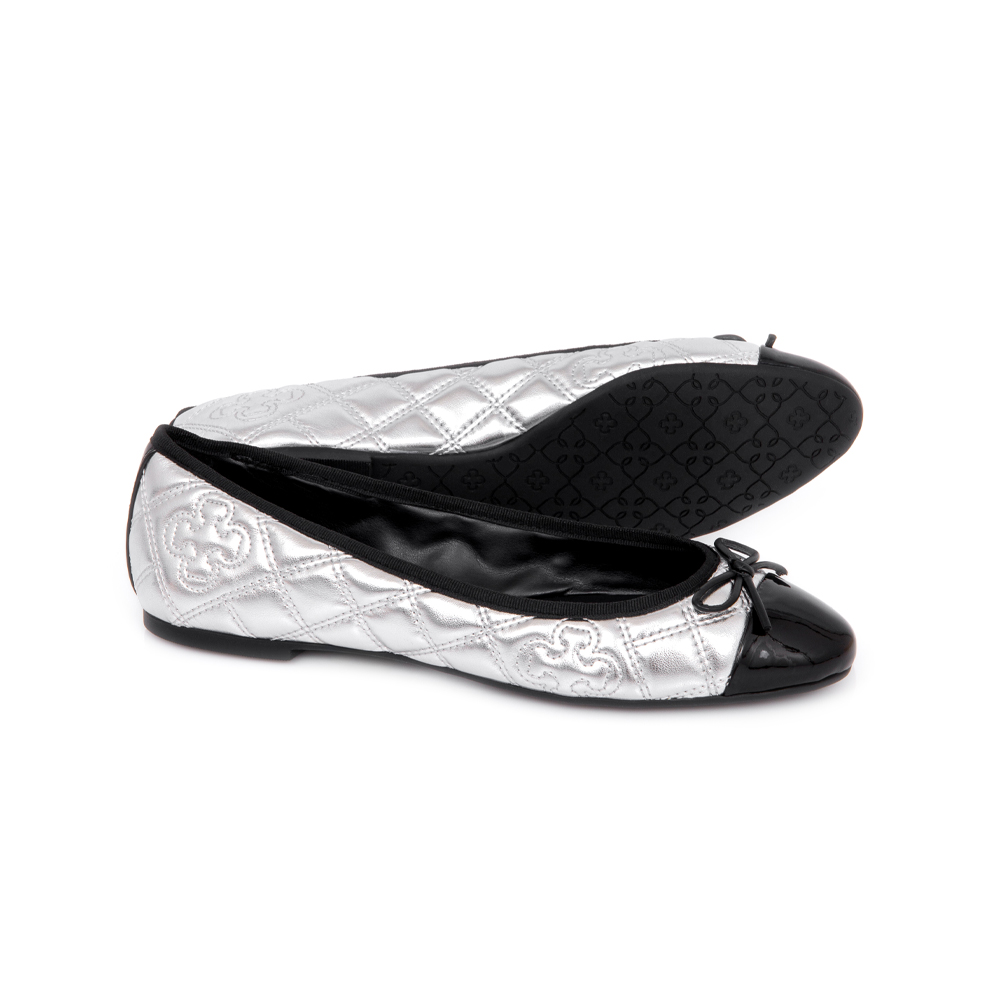 SAPATILHA METALIZADA PRATA E PRETA MATELASS&Ecirc; image number 3