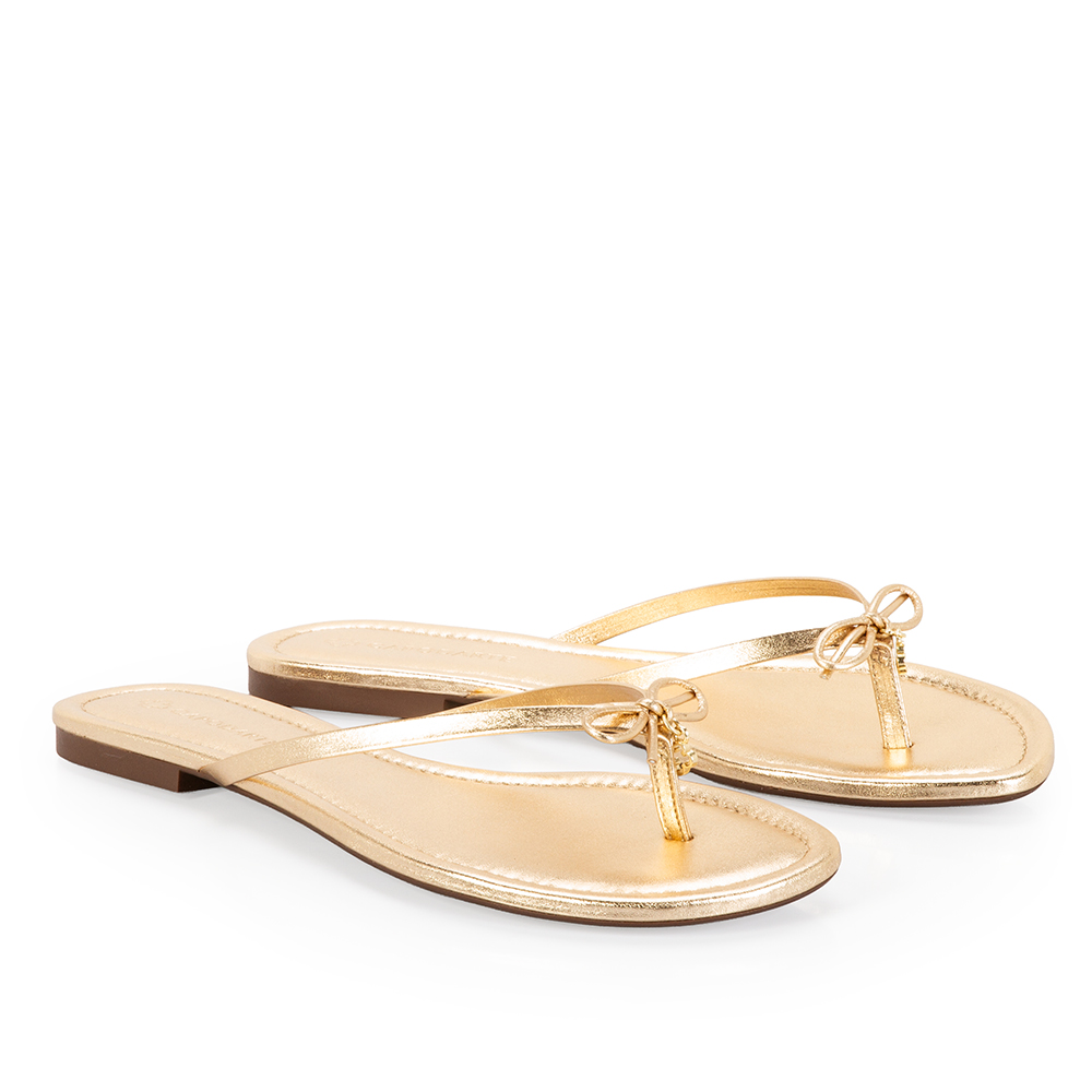 CHINELO DE DEDO COURO DOURADO COM PINGENTE image number 2