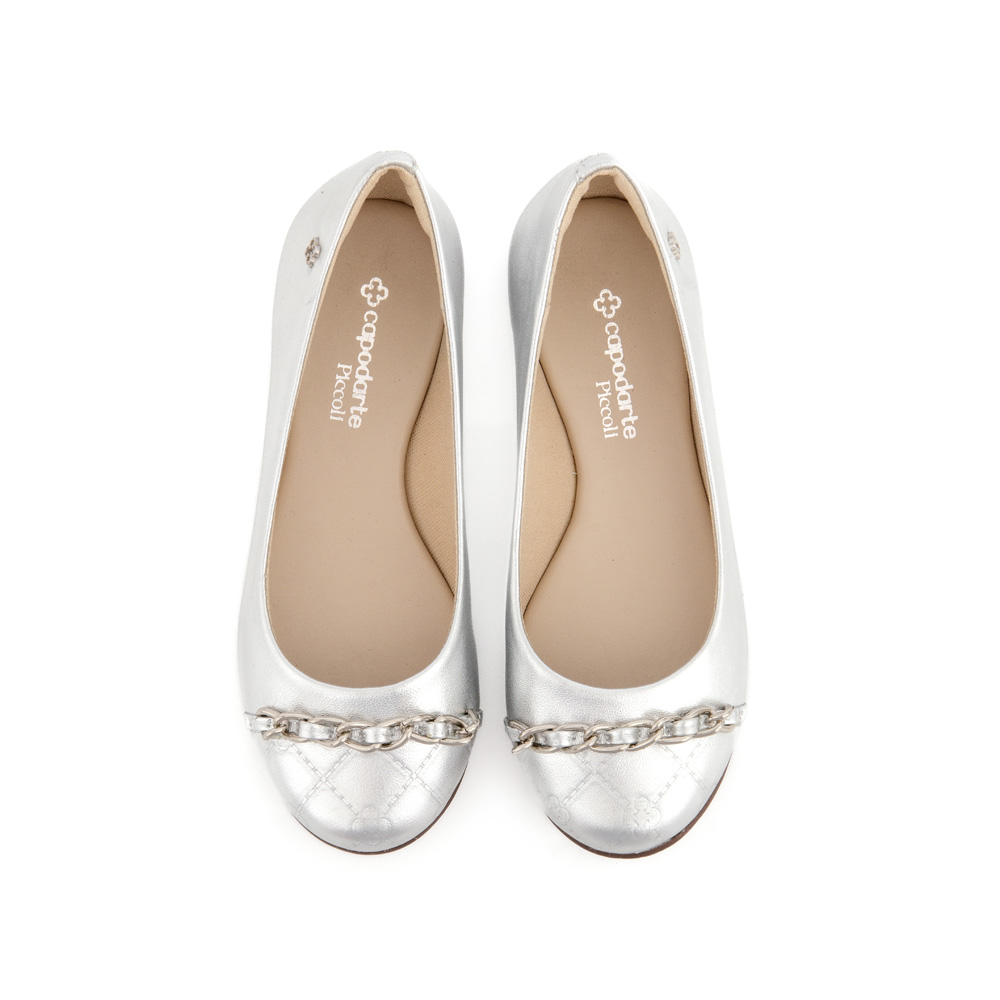 SAPATILHA PRATA INFANTIL MONOGRAMA CORRENTE image number 4