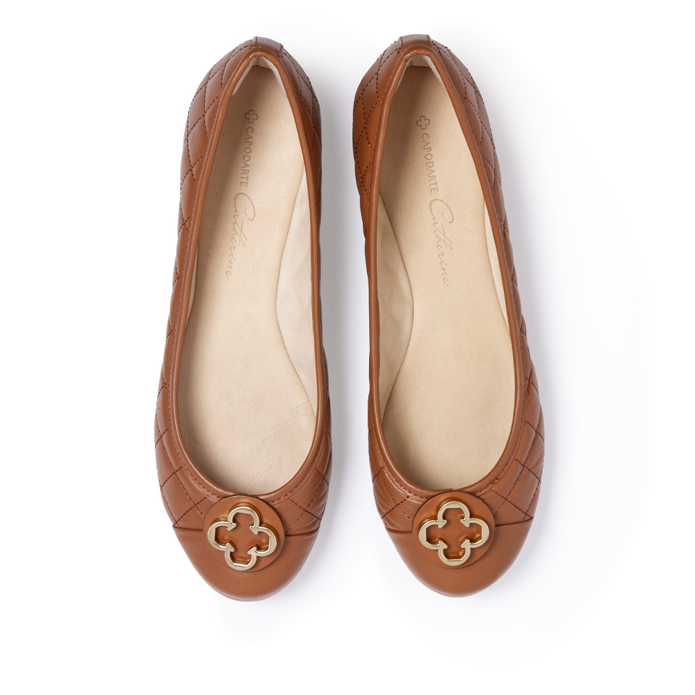 SAPATILHA CATHERINE COURO CARAMELO MATELASS&Ecirc; image number 4