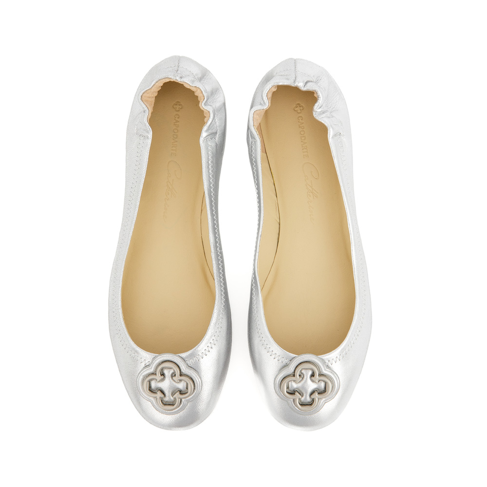 SAPATILHA PRATA METALIZADA DE COURO BICO REDONDO image number 4