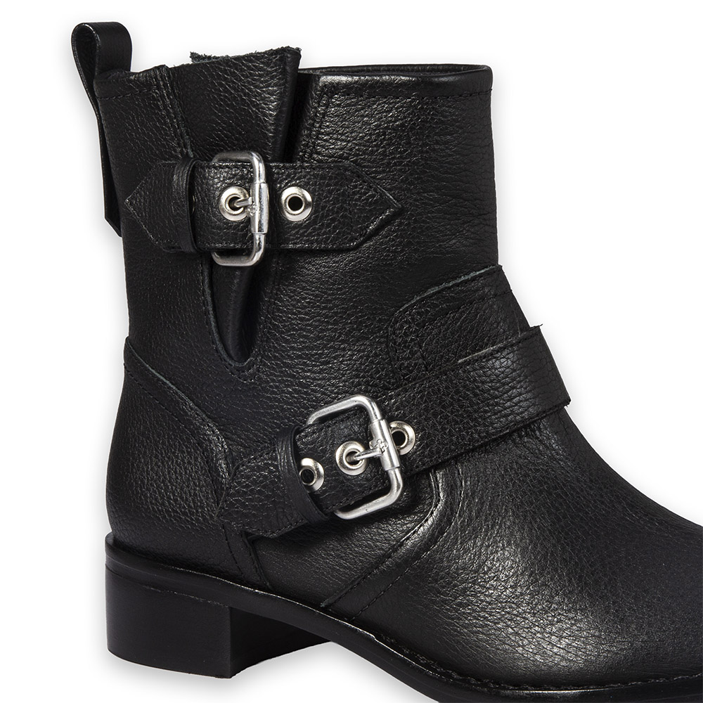 BOTA PRETA DE COURO COM FIVELAS image number 4