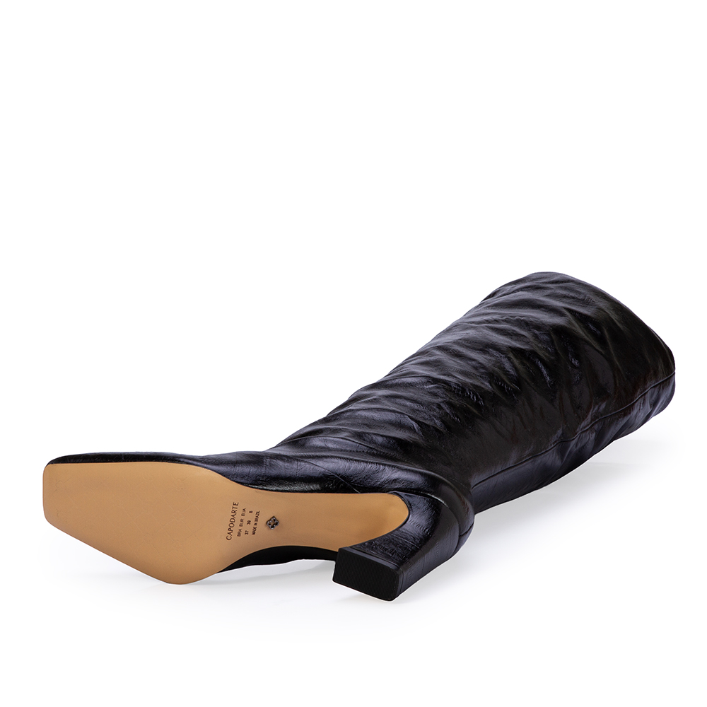 BOTA CANO LONGO PRETA DE COURO SLOUCH image number 3