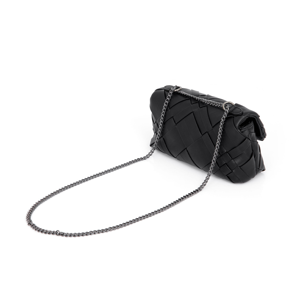 BOLSA SHOULDER BAG PRETA TRESSÊ COM ALÇA CORRENTE image number 2