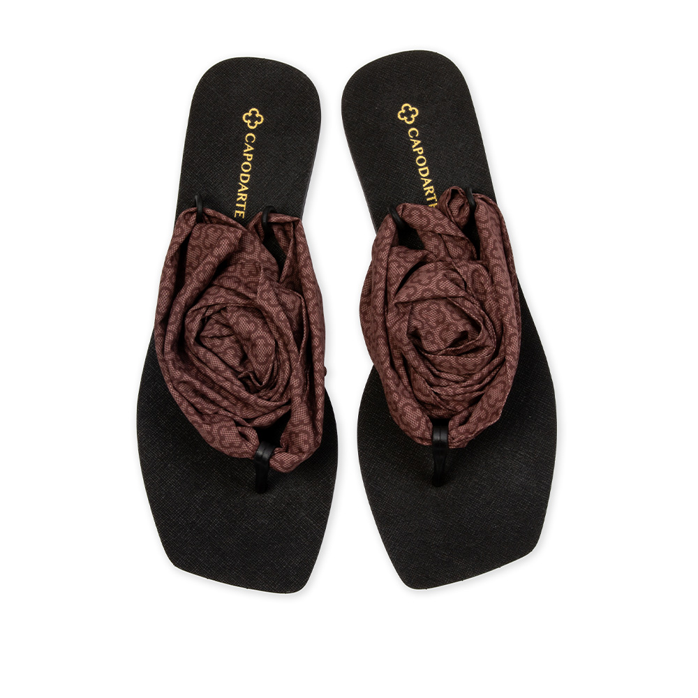 CHINELO PRETO COM LEN&Ccedil;O DE AMARRA&Ccedil;&Atilde;O MONOGRAMA image number 4