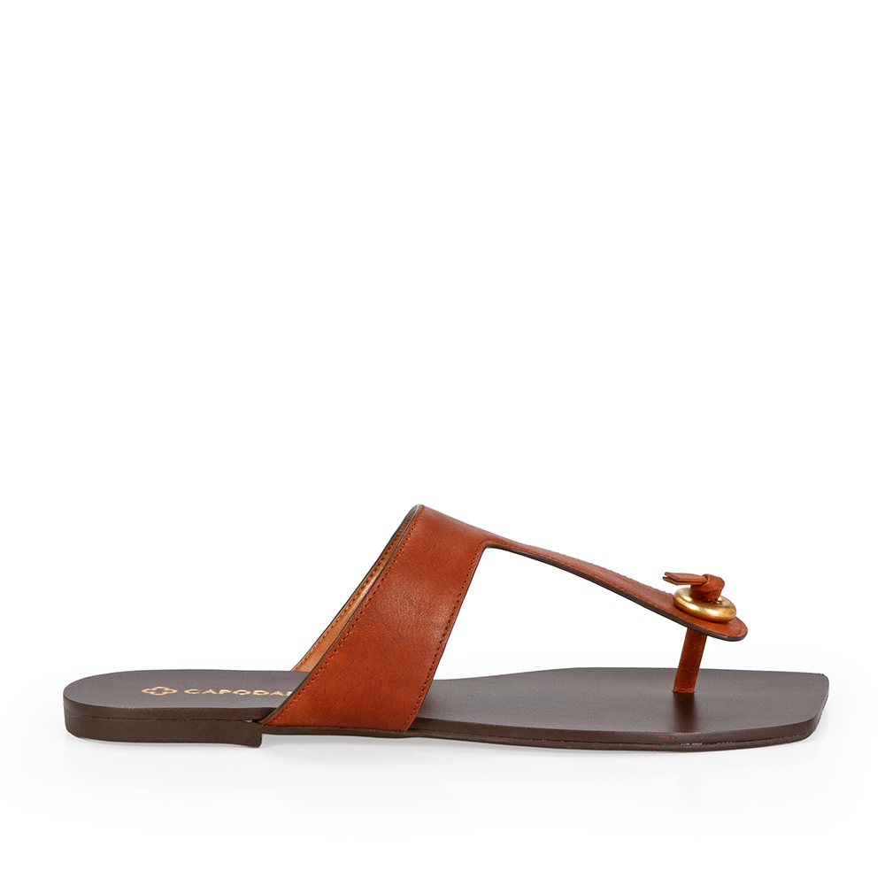 CHINELO DE DEDO COURO CAMEL image number 0