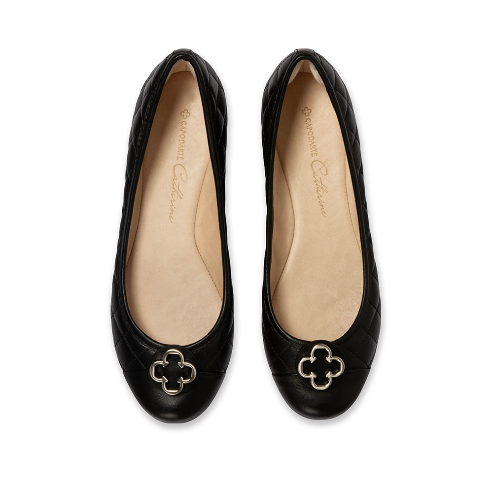 SAPATILHA CATHERINE COURO PRETA MATELASS&Ecirc; image number 4