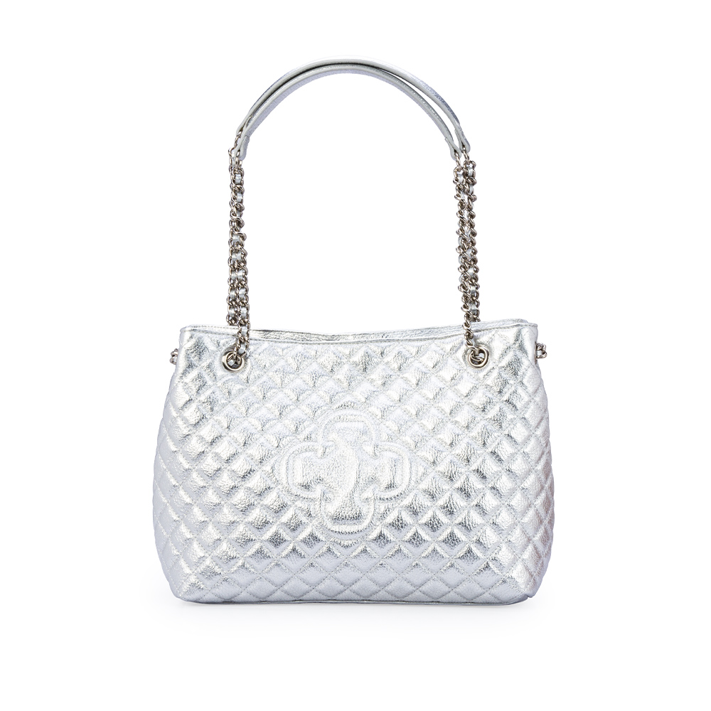 BOLSA M&Eacute;DIA PRATEADA COURO MATELASS&Ecirc; CARINA image number 0