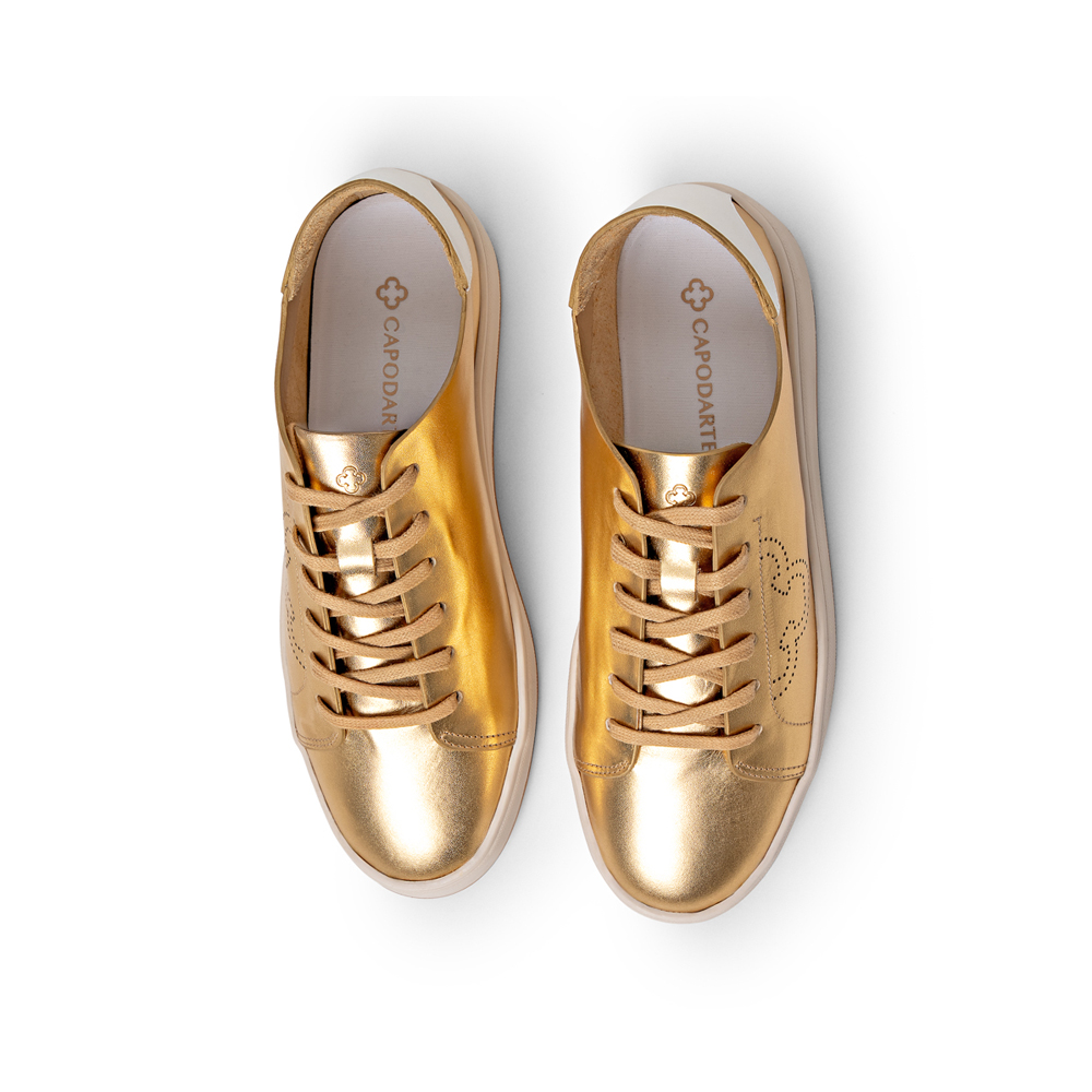 TÊNIS FEMININO DOURADO DE COURO AMARRAÇÃO image number 4