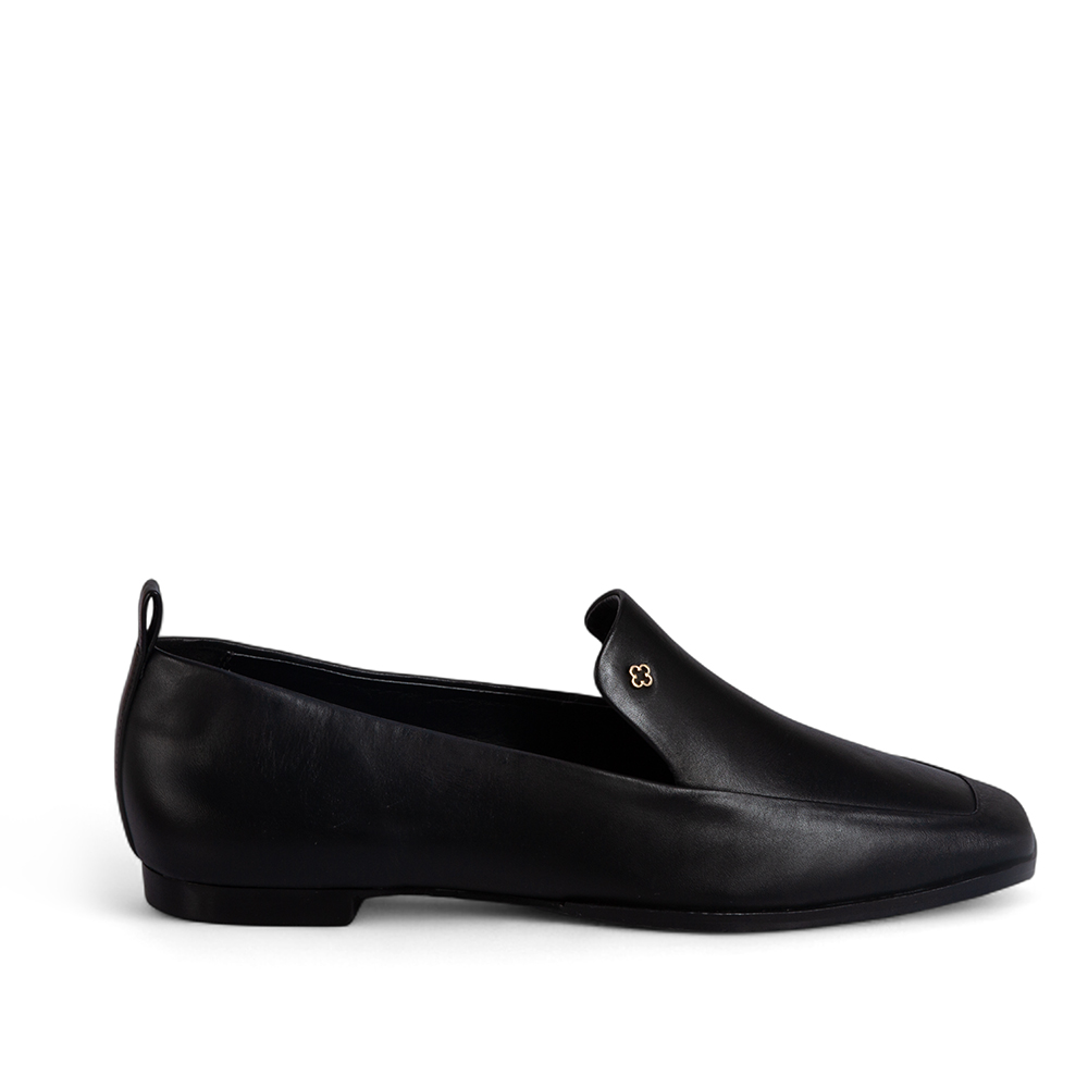 LOAFER MOCASSIM PRETO DE COURO BICO QUADRADO image number 0